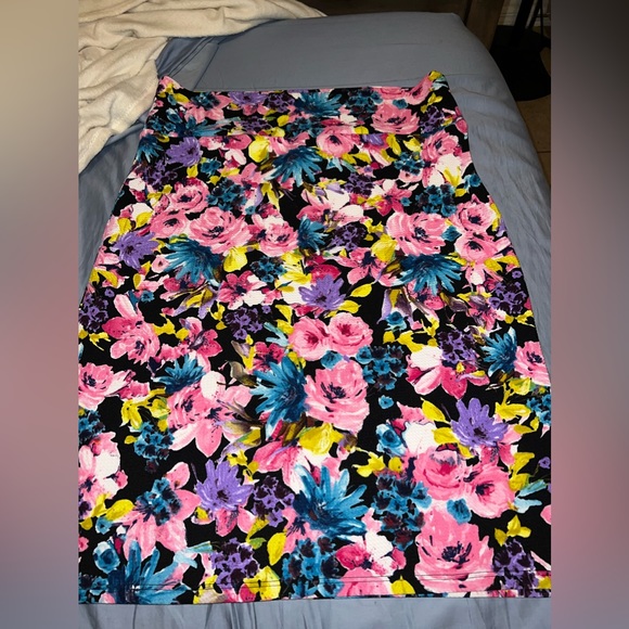 Agnes and Dora Skirt - Picture 1 of 2